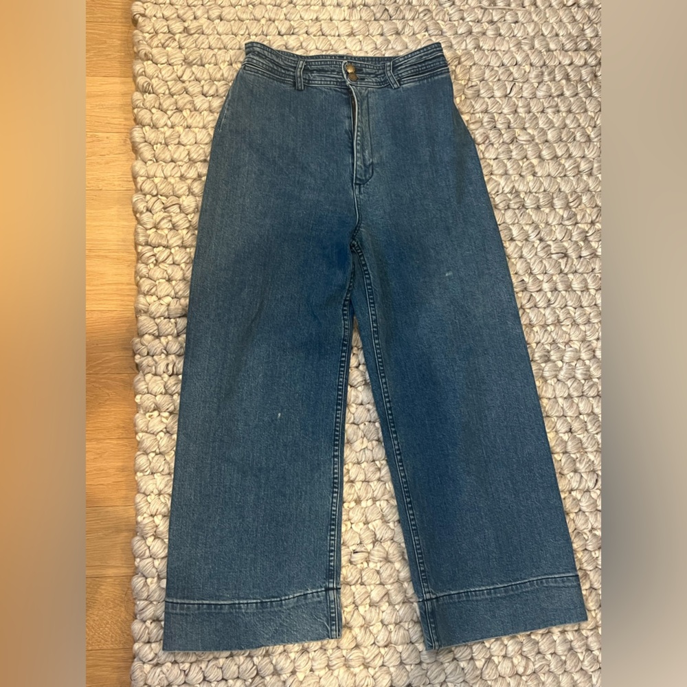 4 PAIR DESIGNER JEANS priced to sell fast -